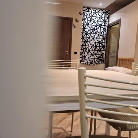 Appartamento Mia Casa Monza Esterno foto