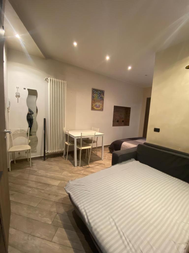 Appartamento Mia Casa Monza Esterno foto